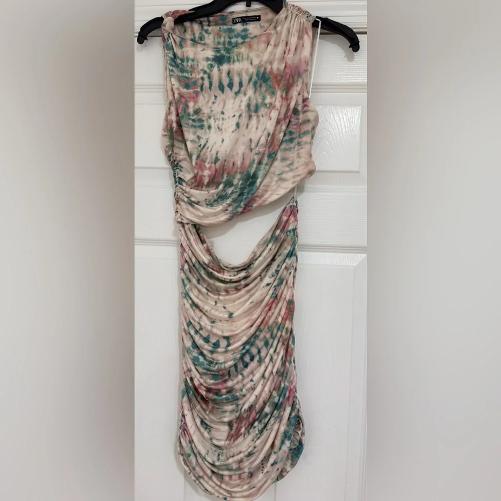 ZARA PRINTED CUT OUT MINI DRESS - Picture 8 of 16